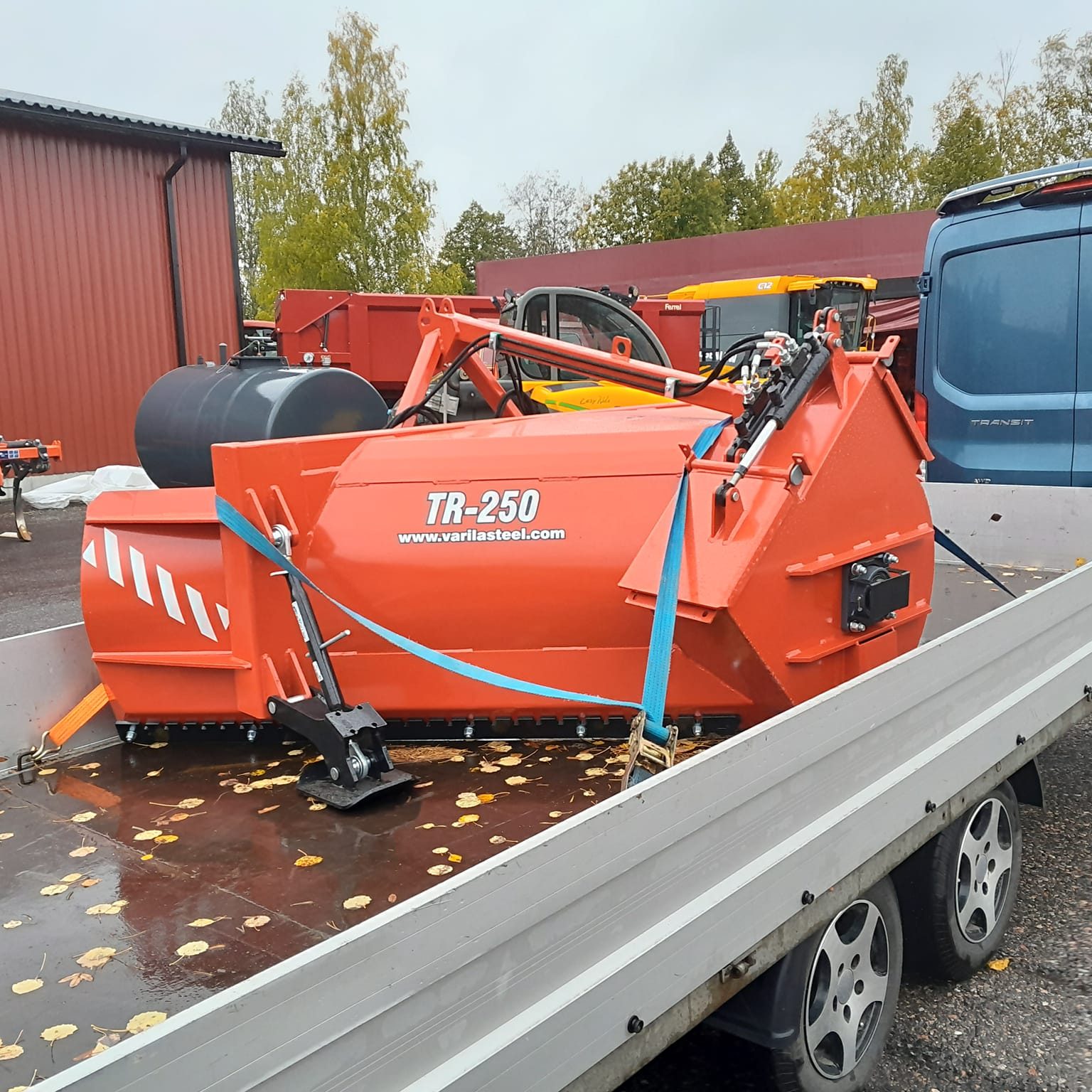 Linko vaihtui isompaan. Jos pihan tai pihatien auraukselle tarvetta niin ota yhteyttä.😃💪