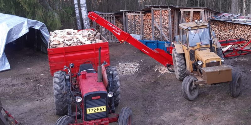 kalusto_valmetit_puuhommissa